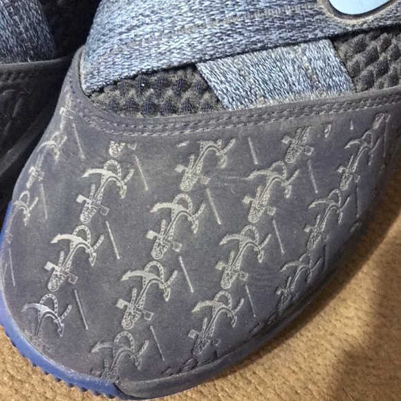 LeBron Soldier 12 Anchor - Picture 2 of 5